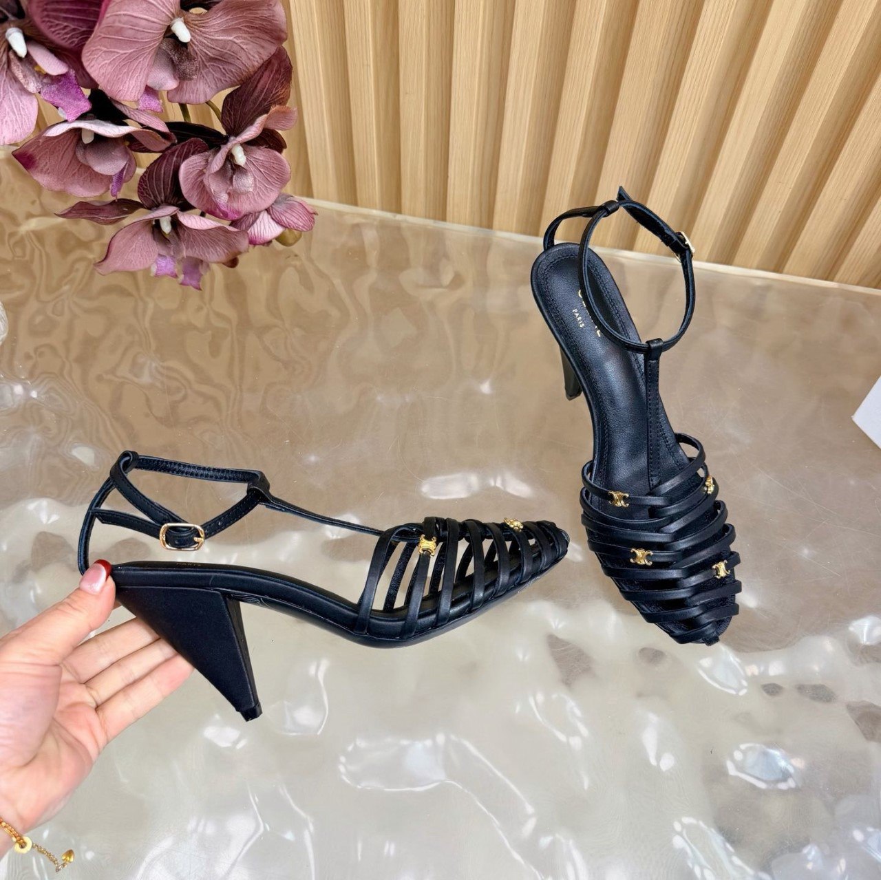 CELINE
