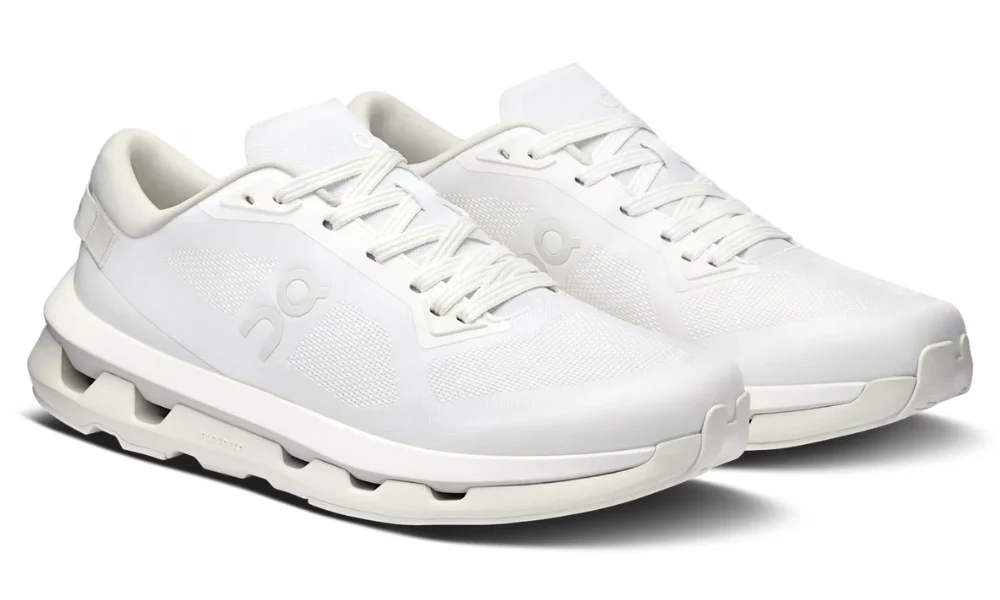 On Cloudzone 'Triple White'