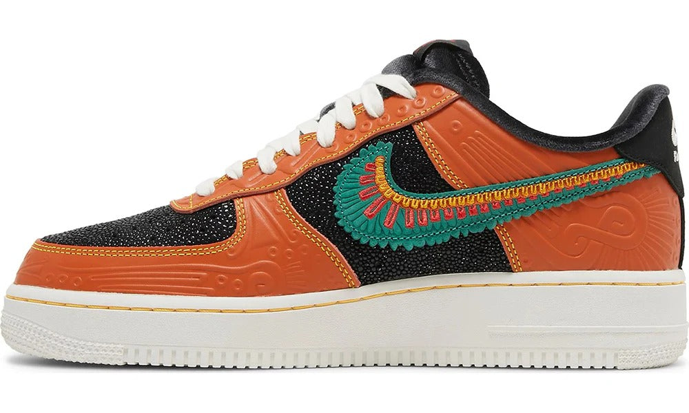 Air Force 1 '07 LX 'SIEMPRE FAMILIA'